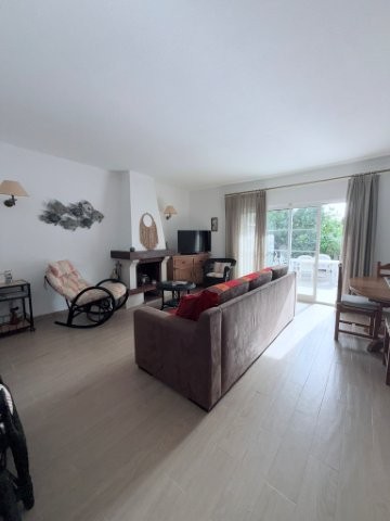 23 : Moradia T2 com 3 Wc, Orientação Solar  a Sul