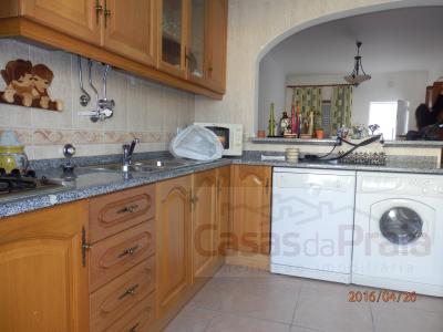 4  : T2 a 200m da Praia com Garagem 